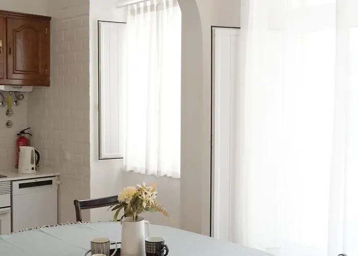 A Casinha 27 Apartment *